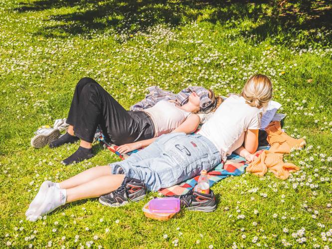 WEERBERICHT. Opnieuw heerlijk genieten! Zondag doet naam alle eer aan met veel zon en temperaturen tot 25 graden