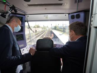 Zelfrijdende trein legt eerste kilometers af in Hamburg