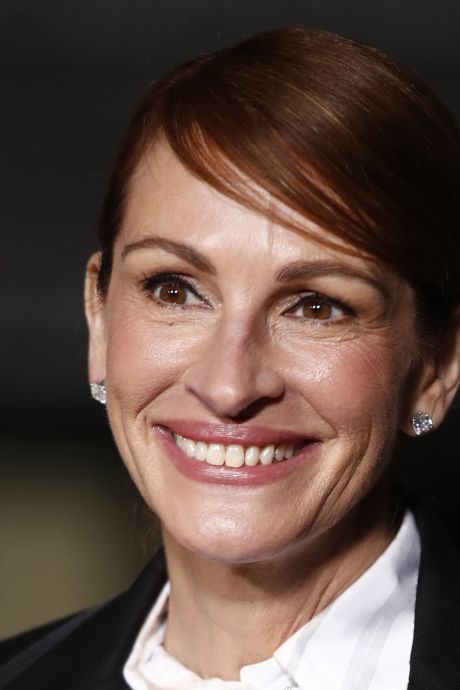 “Qu’est-ce que vous me racontez?”: Julia Roberts invitée à combler les rides de son sourire par un médecin