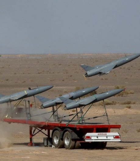 L’Iran dévoile un drone kamikaze, capable d'atteindre des cibles en Israël