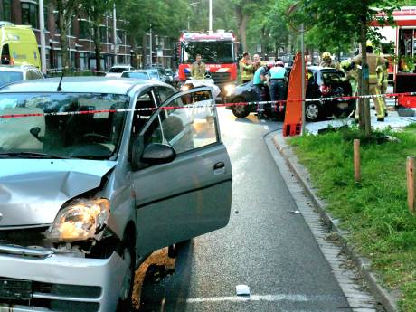 Gewonden na forse aanrijding in Den Haag, meerdere hulpdiensten uitgerukt