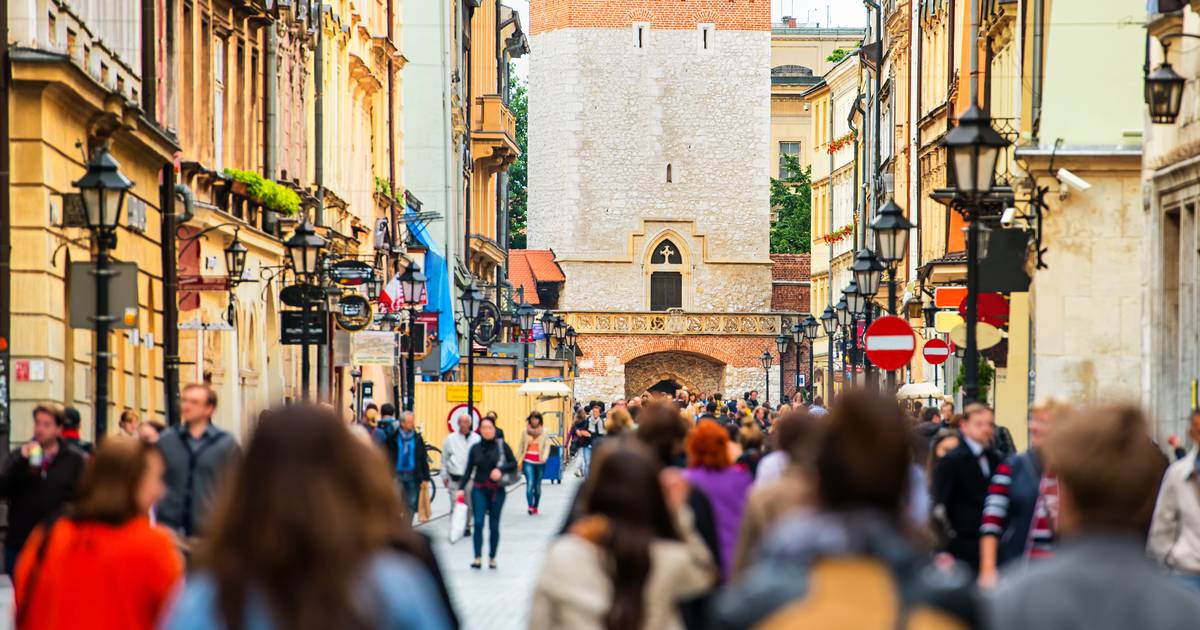 Eurostat predicts that the population of the European Union will decrease by 32 million in 2100, but Belgium will continue to grow inland.