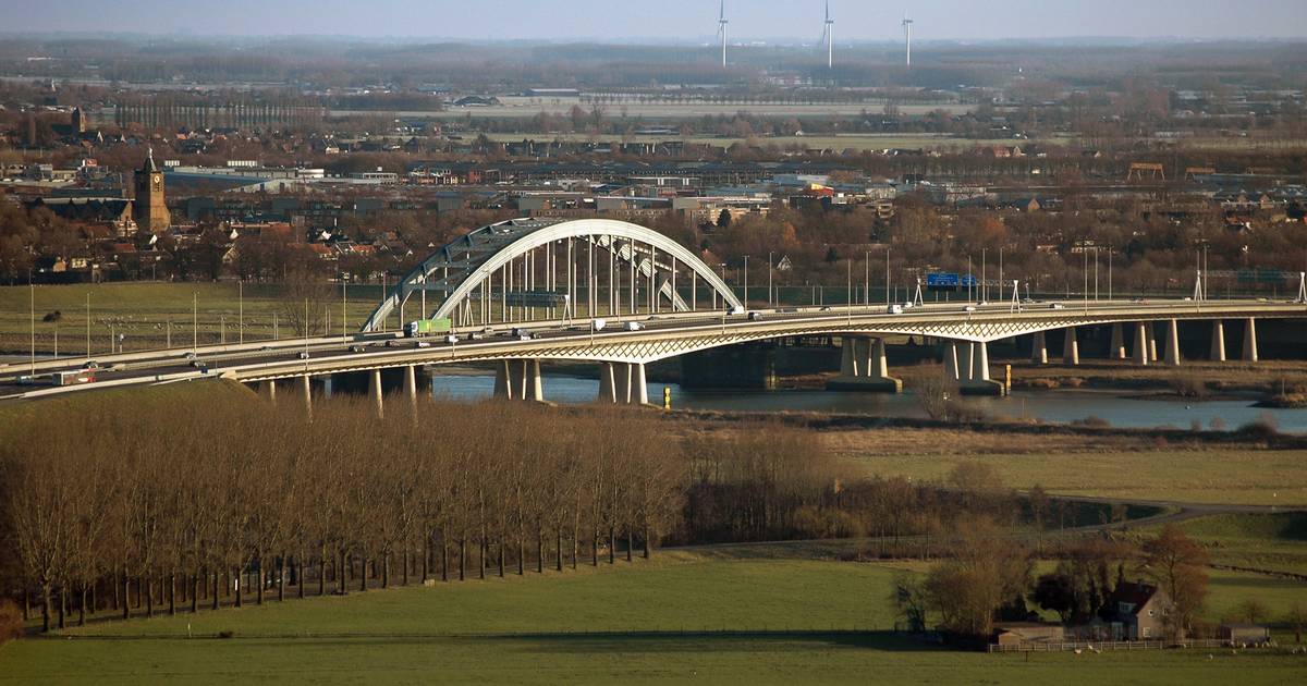 Vianen blij met nieuwe Lekbrug bij Hagestein
