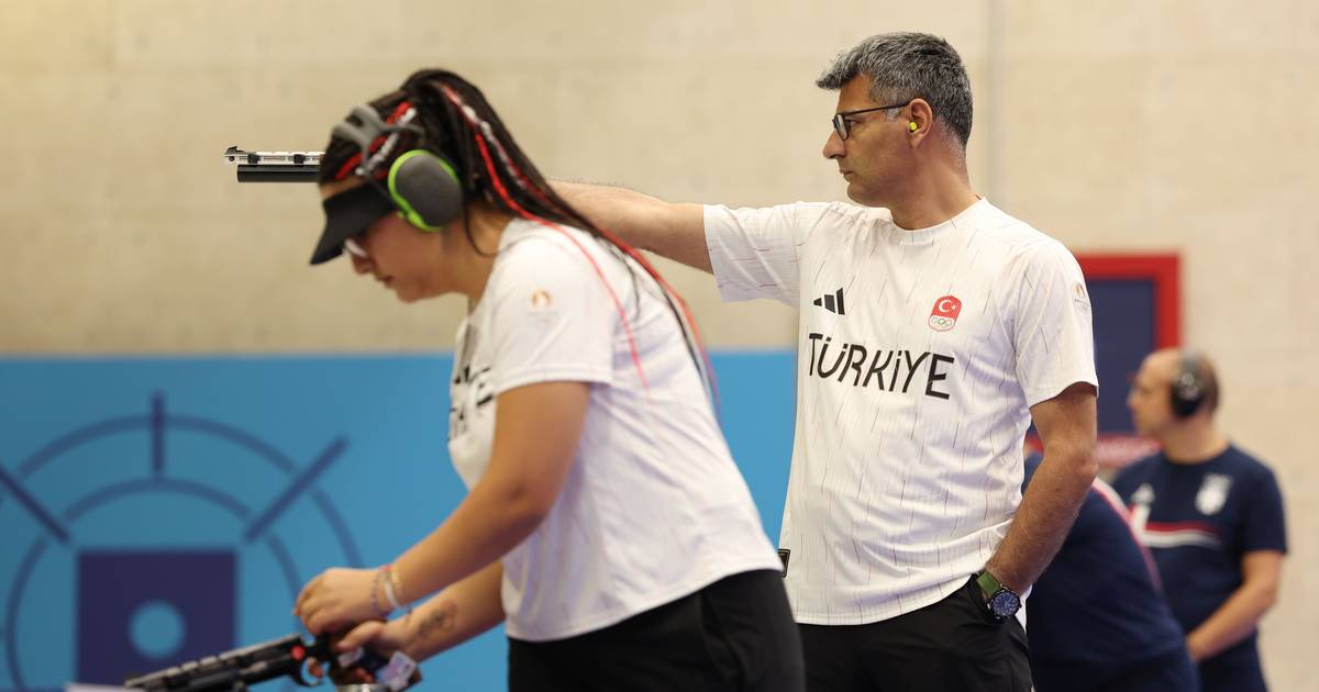 Qui est Yusuf Dikec, le tireur turc vicechampion olympique devenu une star des réseaux sociaux
