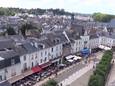 De binnenstad van Amboise gezien vanaf de rots waarop het gelijknamige kasteel staat.