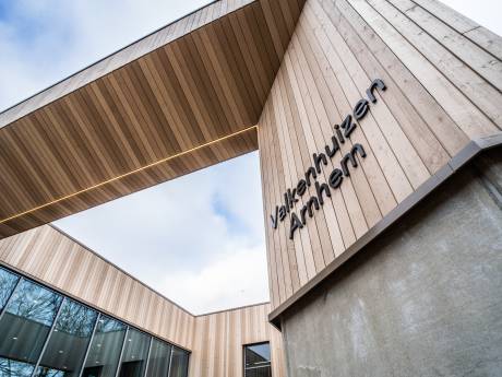 Nieuw zwembad Valkenhuizen opent 28 juni