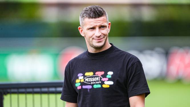 Bryan Linssen leeft met Vitesse mee vanuit Japan: ‘Hoop dat alles goed komt’