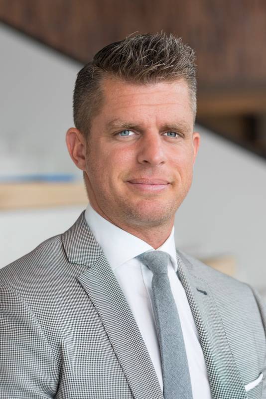 Wethouder Robin van der Helm van Oosterhout.