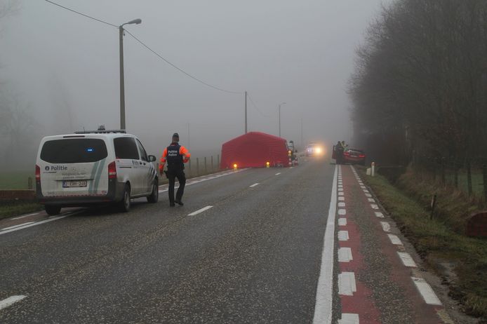 Op de Ninoofsesteenweg in Gooik gebeurde vanochtend een ernstig verkeersongeval