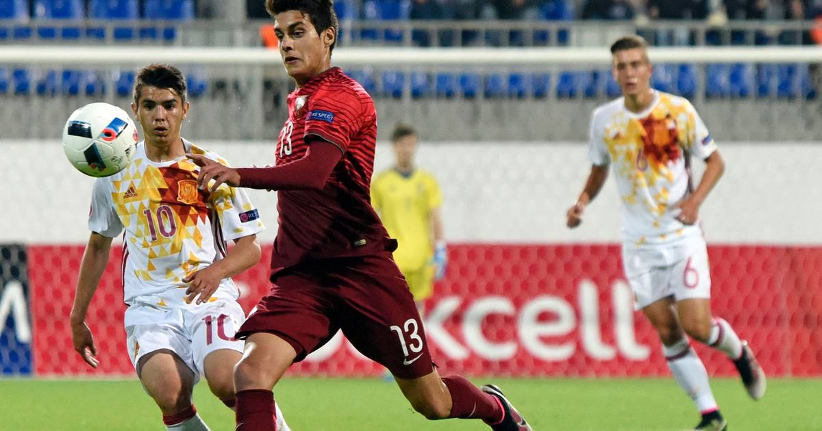 Portugal verslaat Spanje in finale EK voetbal U17 | Voetbal | hln.be