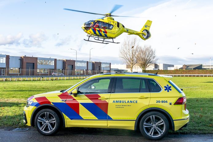 De ambulance en traumahelikopter kwamen ter plaatse.