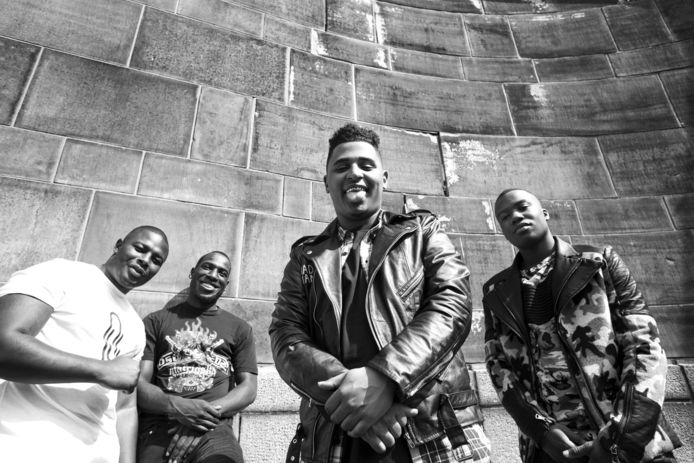 Rappers SFB vieren vrijlating met concert in Rotterdam | Rotterdam | AD.nl