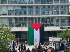 Des étudiants de Sciences Po Paris évacués par la police après une mobilisation pro-palestinienne
