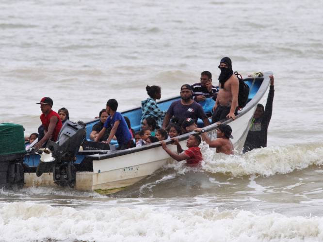 Zeker 14 doden bij schipbreuk voor kust Venezuela