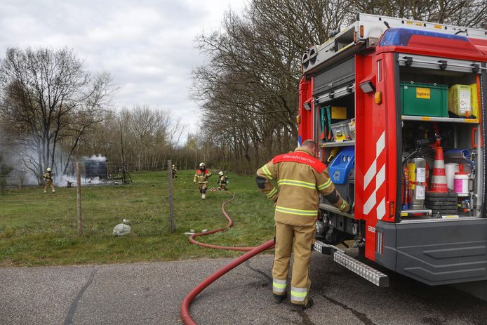 Brand in weiland in Oss
