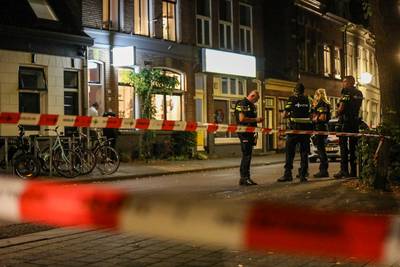 Man (37) uit Zwolle zwaargewond na schietincident in coffeeshop Sky High: verdachte nog op de vlucht