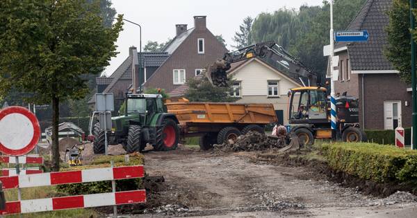 Begrip én irritatie over afsluiten doorgaande weg Bergeijk-Luyksgestel - Eindhovens Dagblad