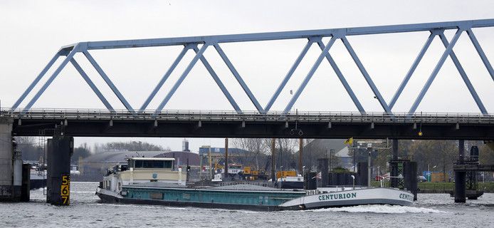 De brug bij Sas van Gent.