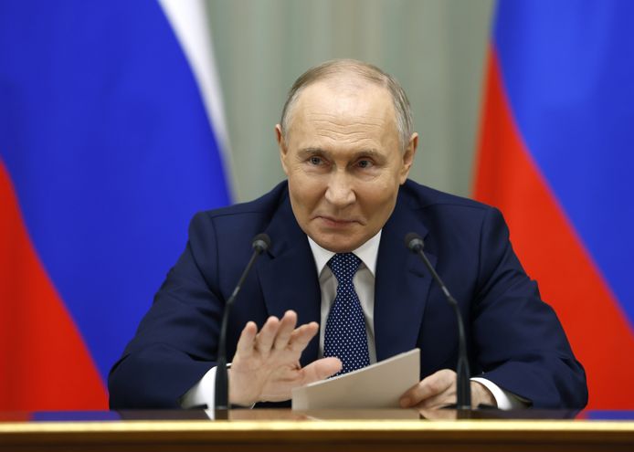 Vladimir Poetin begint dinsdag officieel aan zijn zesde termijn als Russische president.