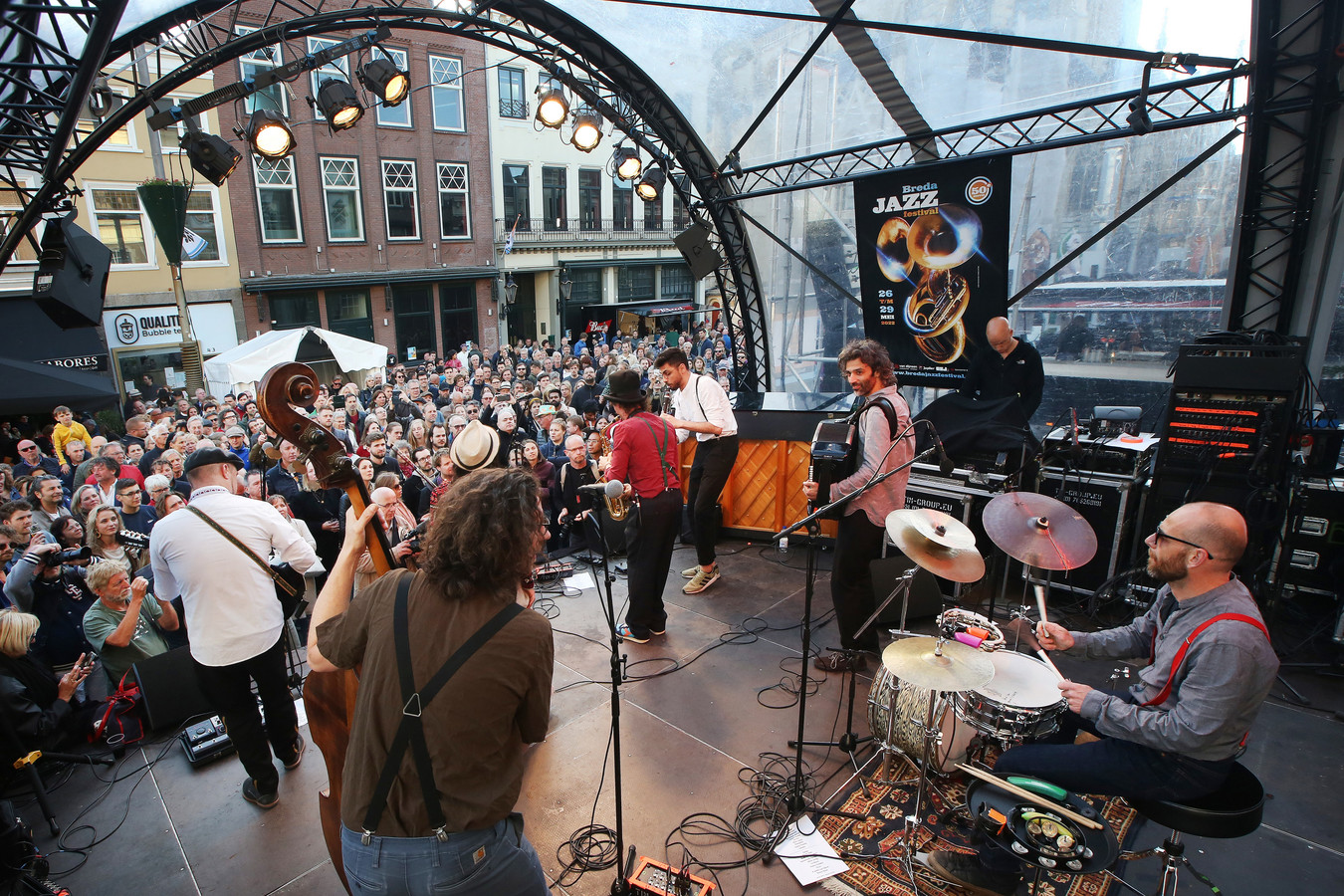 Terugkijken: dit was de derde dag van Breda Jazz Festival in beeld | Foto |  