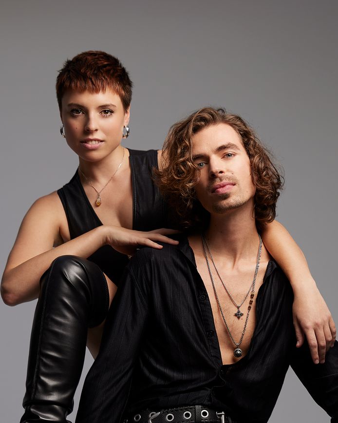 Mia Nicolai en Dion Cooper.