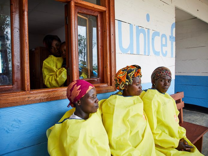 In de crèche van Unicef waar kinderen van ouders met ebola opgevangen worden.