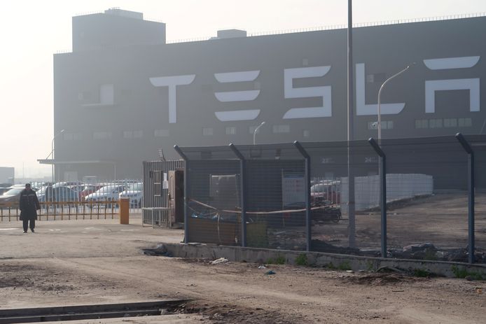 De eerste gigafabriek van Tesla  in China.