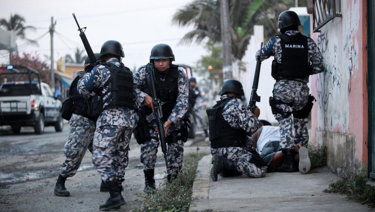 Mariniers tijdens een antidrugsoperatie in het Mexicaanse Veracruz. Beeld Felix Marquez