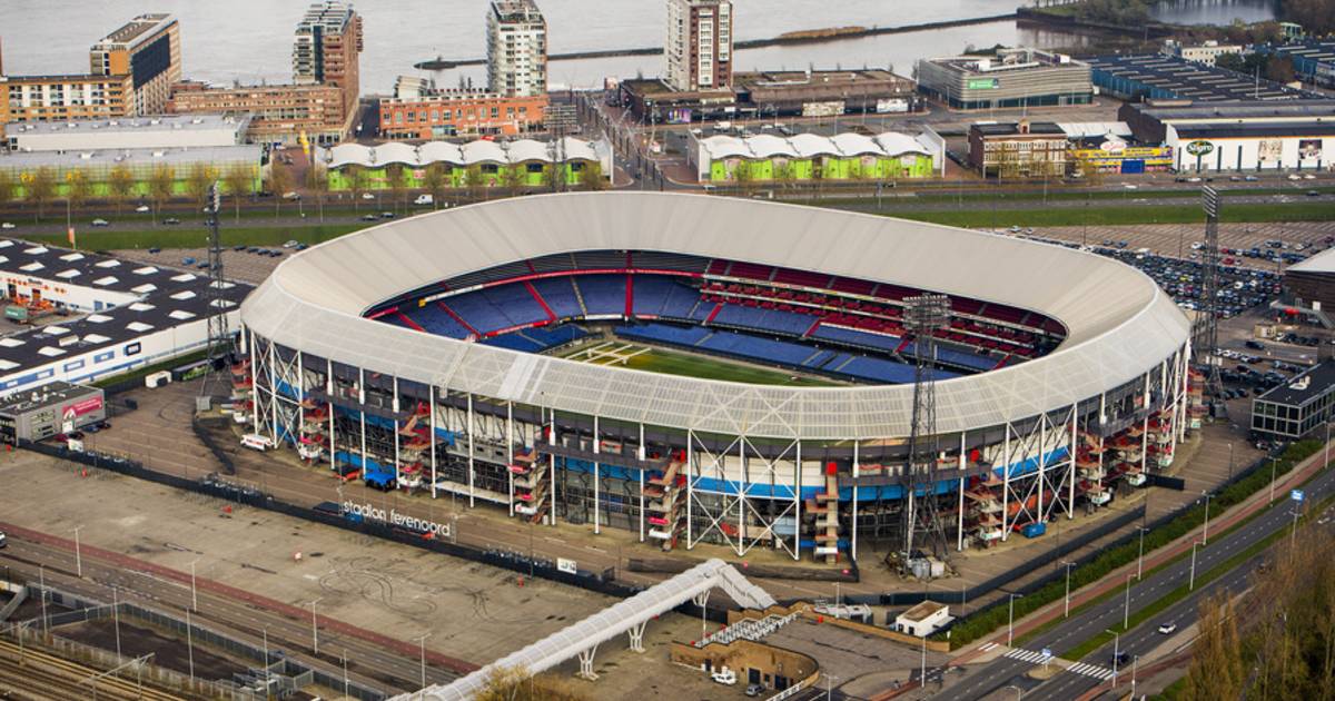 'Stadion Feyenoord moet Rotterdam minder kosten' | Nederlands voetbal ...