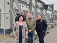 Caroline van der Plas (vooraan) bezocht, direct na de zege van BBB, Kanaal Almelo - De Haandrik. Zo bekeek ze een zwaar beschadigde woning in Daarlerveen.