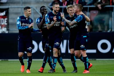 Matavz zet Vitesse met uitgoal op koers van Europa