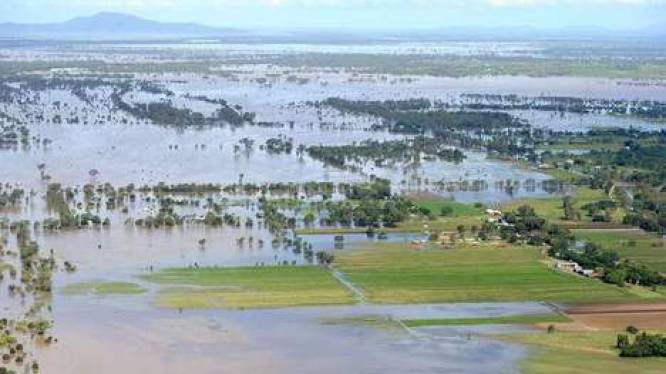Les inondations menacent la Grande Barrière en Australie