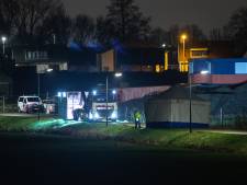 Man (58) komt om het leven nadat hij in het water is beland langs Westeinderweg