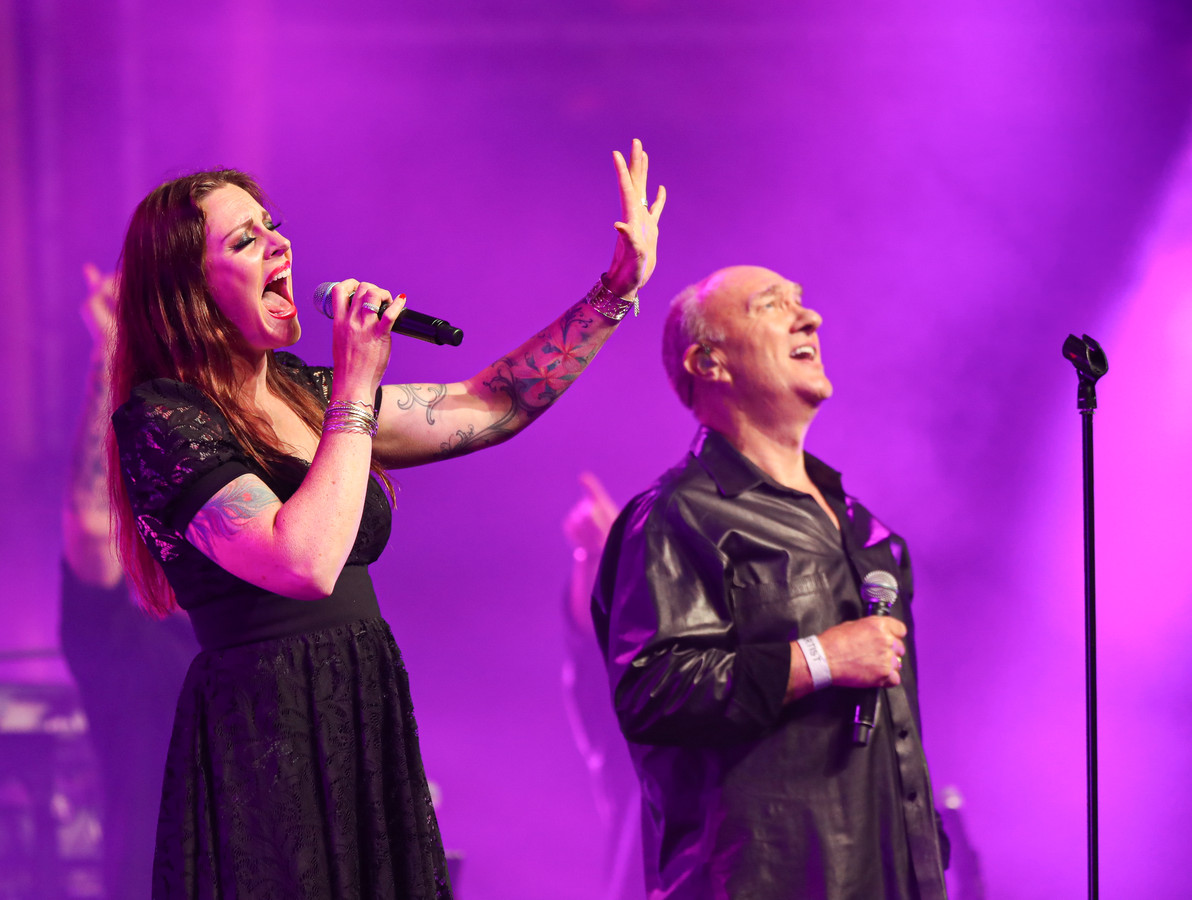 Henk Poort staat weer met Floor Jansen in Carré Foto AD.nl