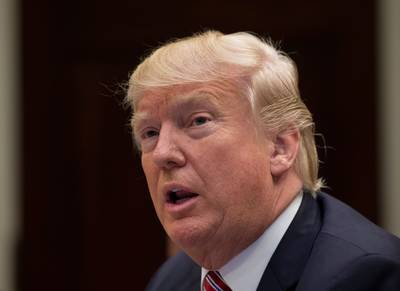 Trump brengt bezoek aan Parijs voor nationale feestdag