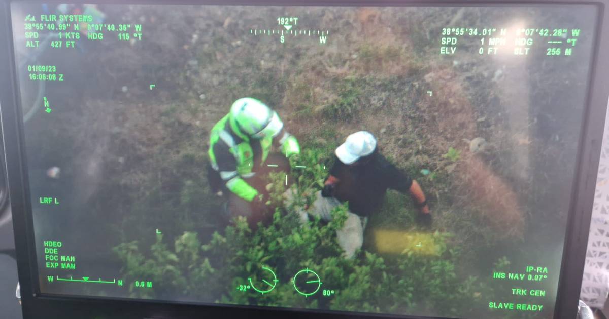 Weer wil iemand ongeluk veroorzaken in Vuelta: politie grijpt nét op tijd in.