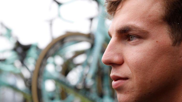Dylan Groenewegen bij de start van de derde etappe van de Tour de France 2016 Beeld anp