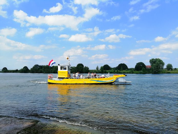 Het pontje tussen Niftrik en Ravenstein.