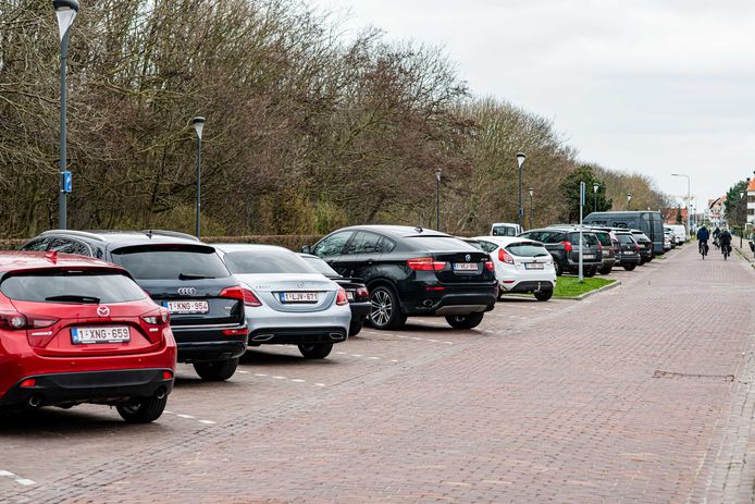 Belgische auto's in de grensstreek.