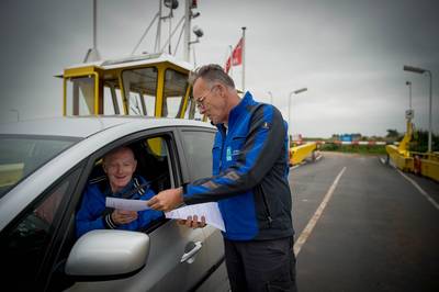 Staking: Maasveren vanaf zondag drie dagen uit de vaart
