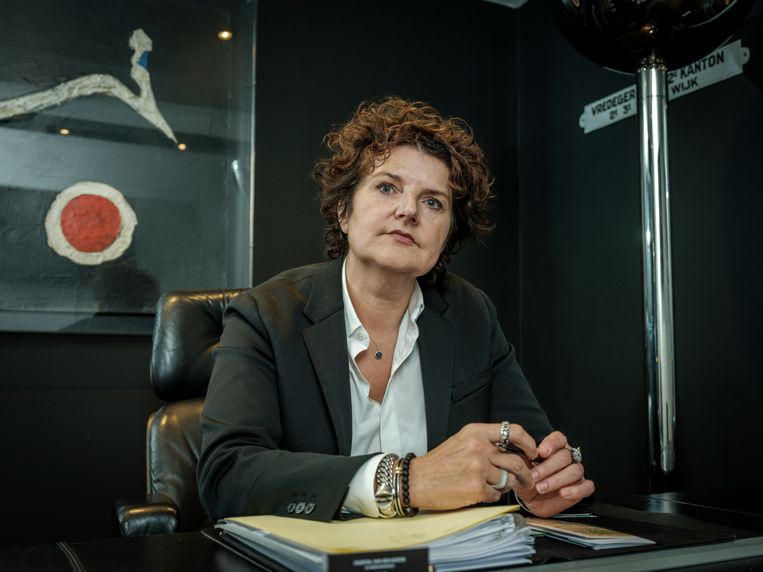 Advocate Chantal Van den Bosch: ‘Het is maar een kwestie van tijd voor ook jongeren van bij ons in dat soort delicten betrokken raken. ‘Binnenkort moeten jullie een hoek met teddyberen inrichten’, grap ik soms tegen de agenten van de drugsafdeling.’ Beeld Guy Puttemans