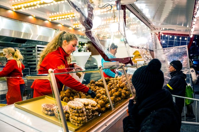Richard Visser sluit op oudejaarsdag zijn kraam.
