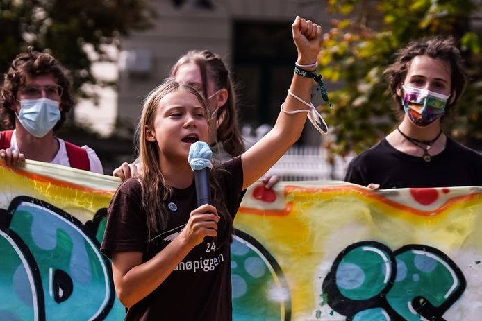 Klimaatactiviste Greta Thunberg vorige vrijdag op de klimaatmars in Milaan. Kinderen en jongeren vallen in  toenemende mate ten prooi aan klimaatangst.