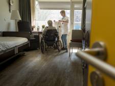 ‘Meer verpleegzorg voor ouderen thuis levert veel minder op dan kabinet denkt’