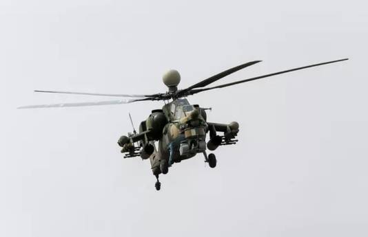 Een helikopter van de Russische luchtmacht.