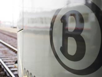 Treinverkeer tussen Kortrijk en Poperinge onderbroken door aanrijding