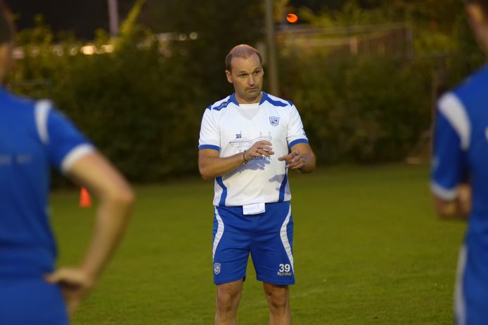 Archiefbeeld van trainer Mark Klippel van Madese Boys.