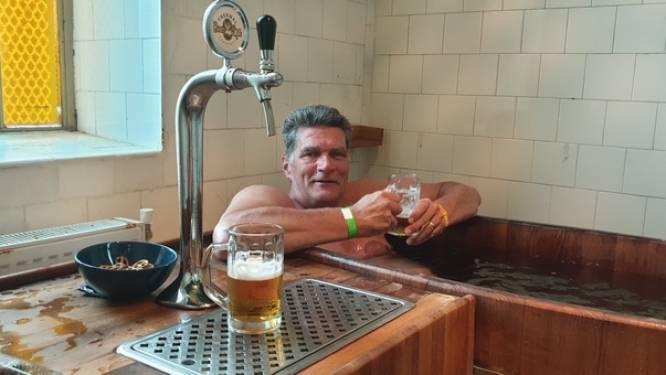 Verzameling Ronald uit Breda begon als kwajongensstreek: ‘Het was een sport om bij een café een bierglas mee te jatten’