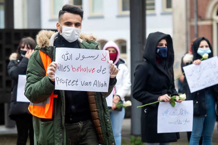 Demonstranten op het Gele Rijdersplein