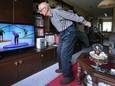 Anton Stam (94) doet iedere ochtend met Olga Commandeur mee aan het televisieprogramma ‘Nederland in Beweging’.